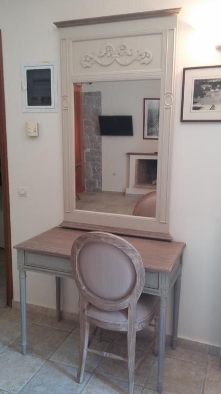 Mouria Studios Epidaurus Quarto foto